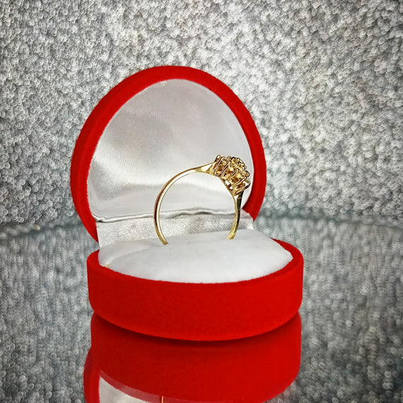 Złoty pierścionek z cyrkoniami 333