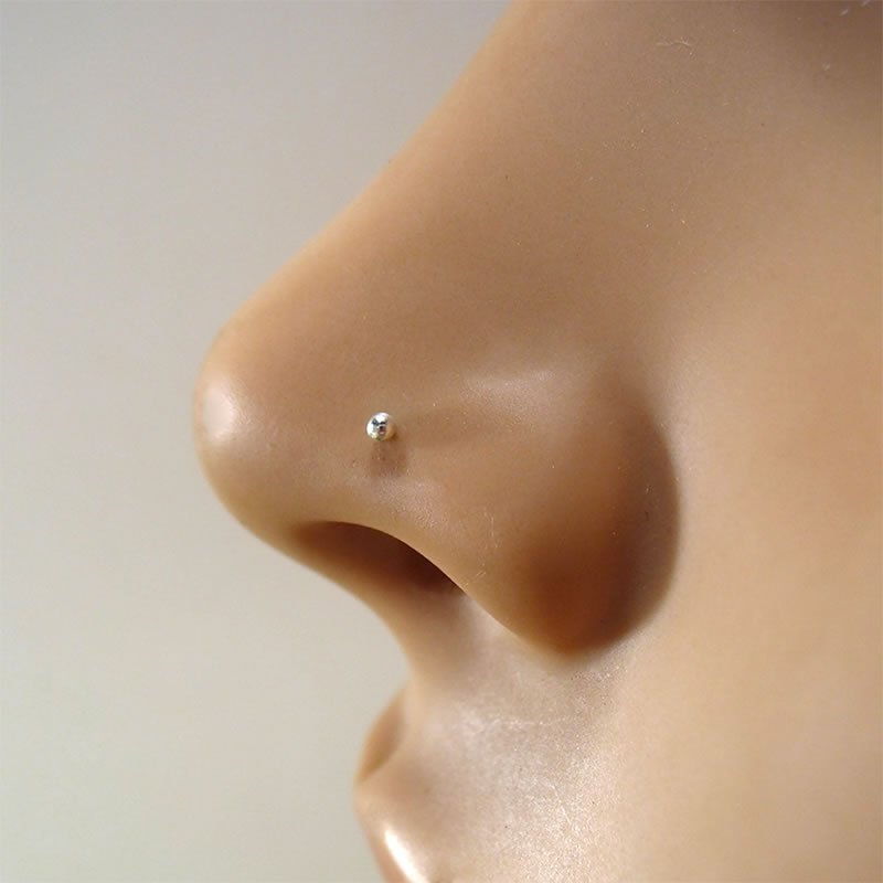 Kolczyk do nosa kuleczka