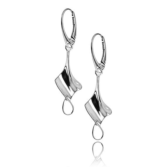 Kolczyki skręcone z pętelką