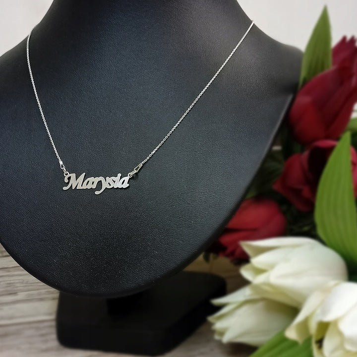 Srebrny naszyjnik z imieniem/słowem