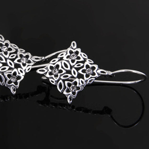 Kolczyki kwieciste ażurowe