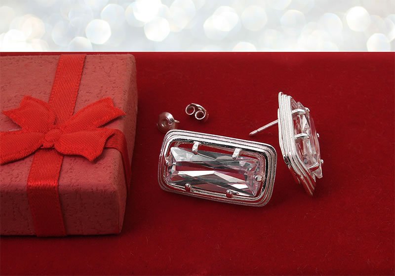 Prostokątne kolczyki z cyrkonią 20x8 mm