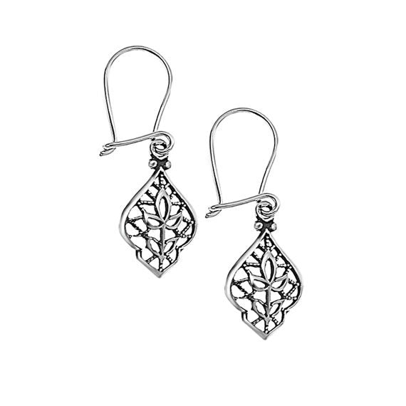 Ażurowe wiszące kolczyki