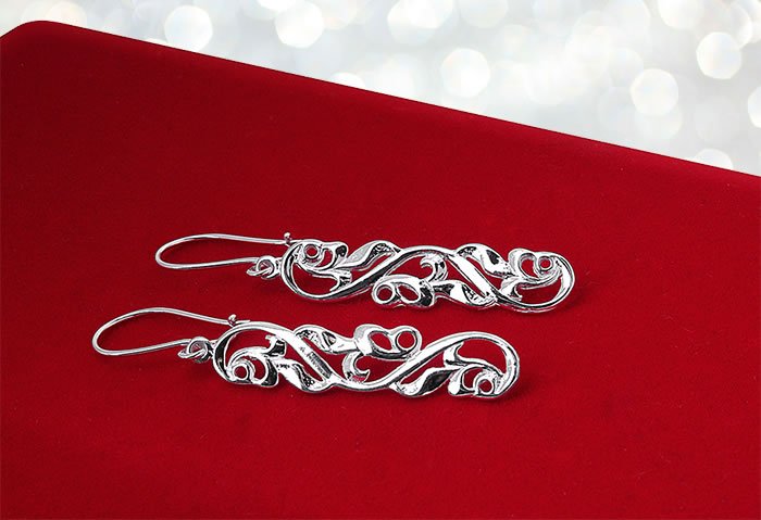 Wiszące zdobione kolczyki